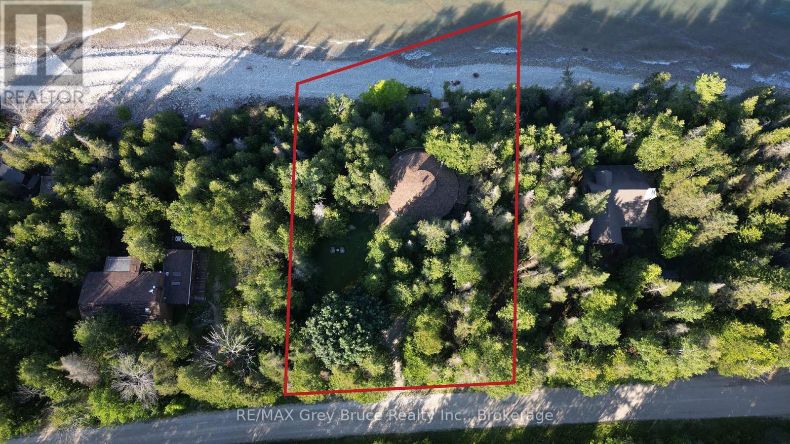 8 Carter Road, Northern Bruce Peninsula, Ontario  N0H 1W0 - Photo 42 - X12452562