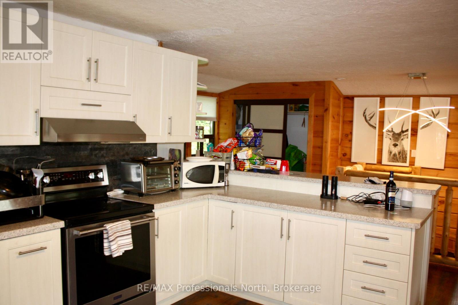 388 Island 38, Havelock-Belmont-Methuen, Ontario  K0L 2H0 - Photo 5 - X12452568