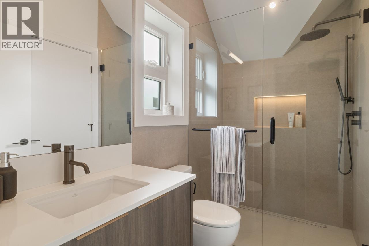 2 2680 E 5th Avenue, Vancouver, British Columbia  V5M 1M9 - Photo 33 - R3054418