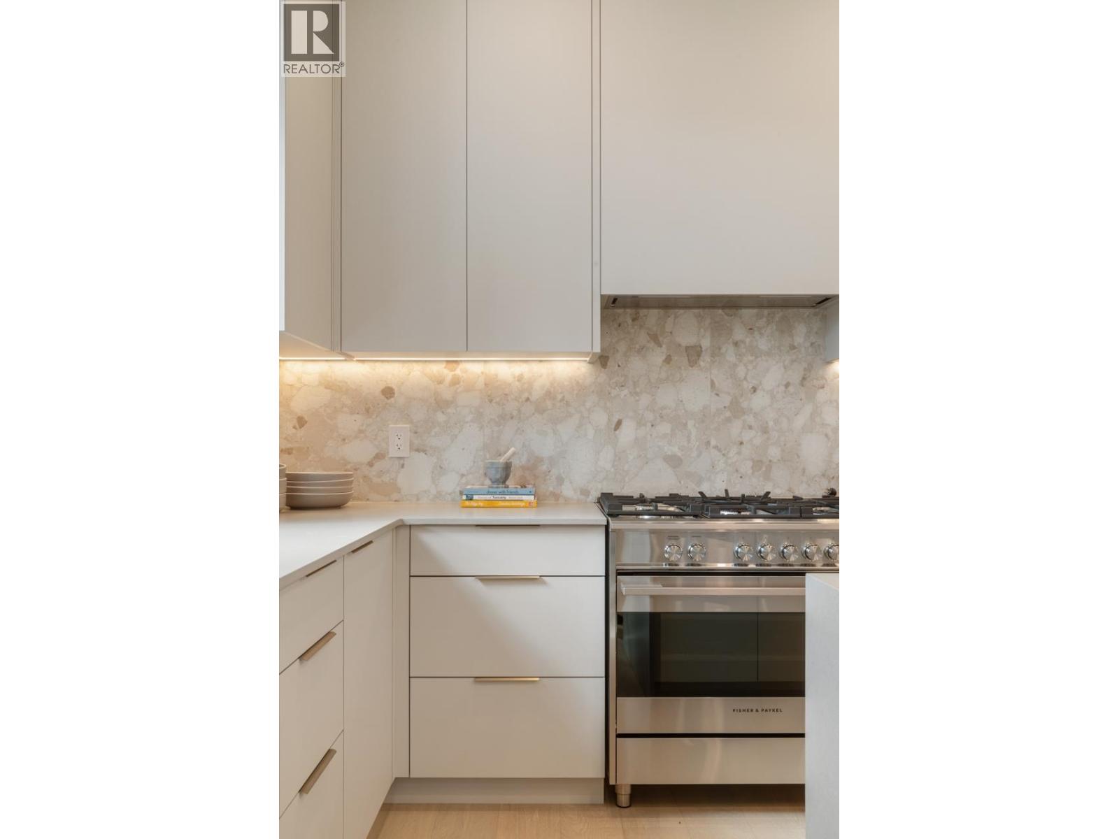 2 2680 E 5th Avenue, Vancouver, British Columbia  V5M 1M9 - Photo 12 - R3054418