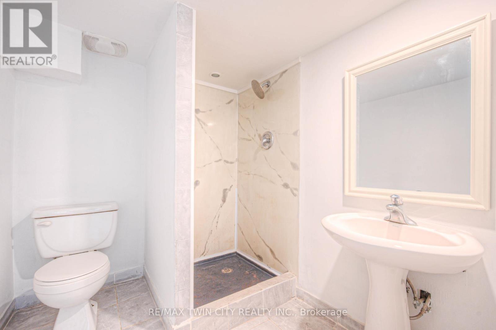 2300 Fountain Street N, Cambridge, Ontario  N3H 4R7 - Photo 25 - X12452429