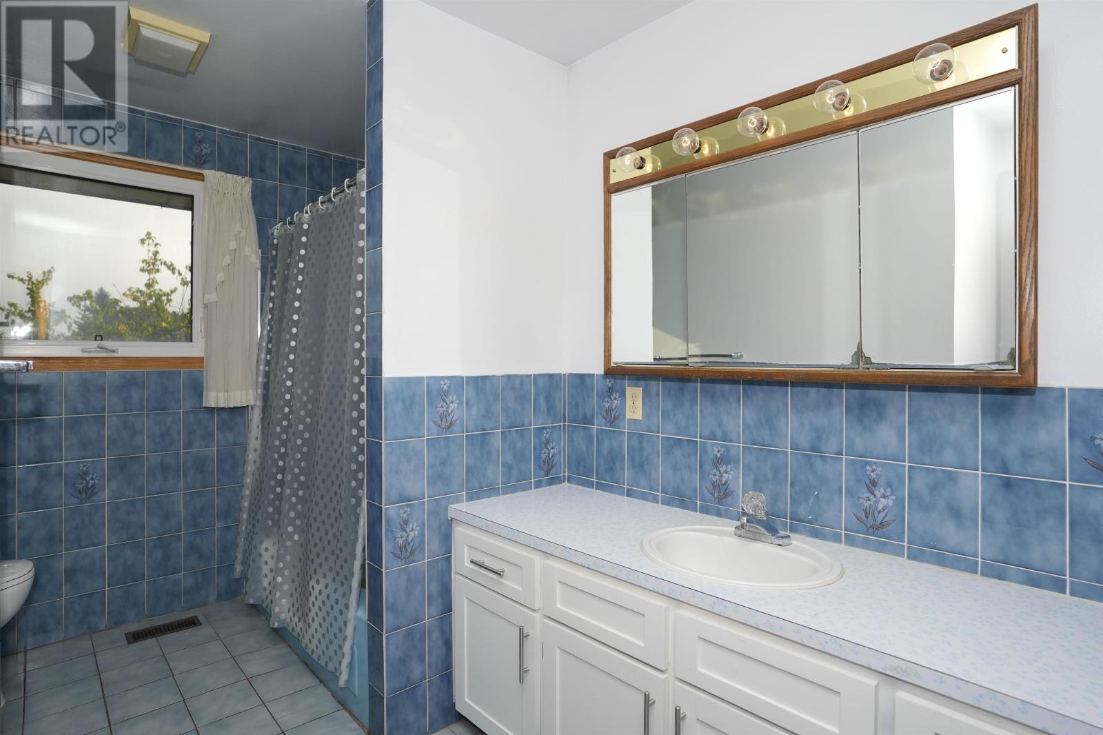 327 Ontario St, Thunder Bay, Ontario  P7B 3G9 - Photo 16 - TB253067