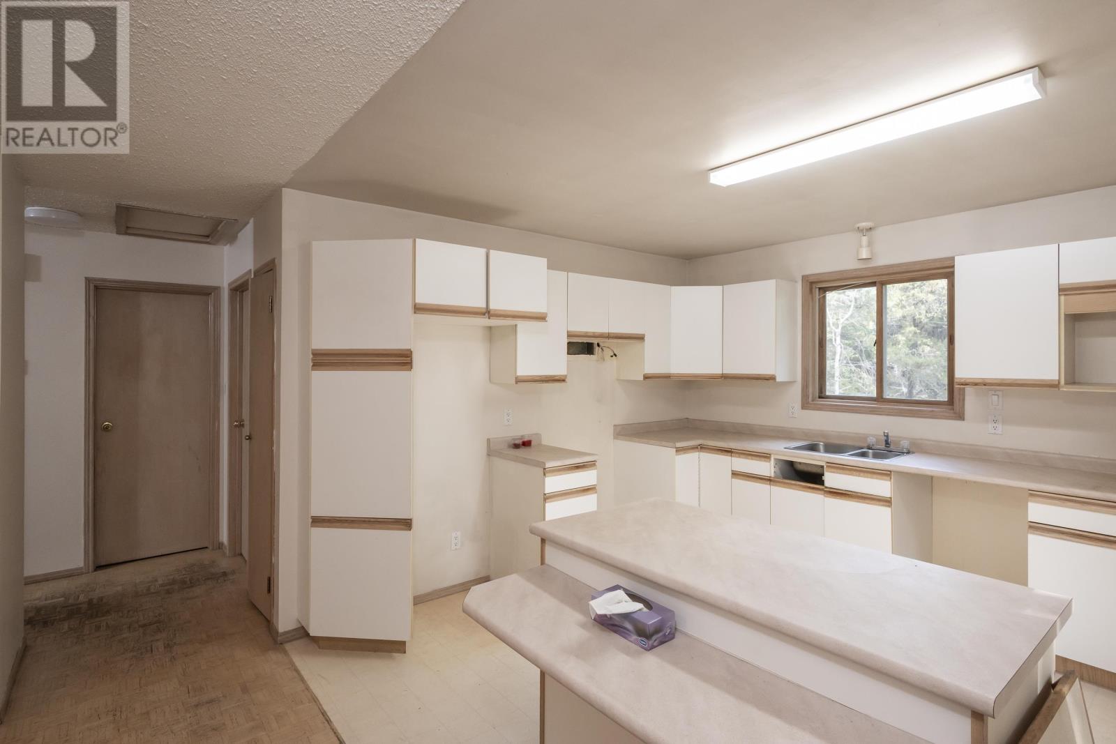 1030 Onion Lake Rd, Thunder Bay, Ontario  P7G 2C2 - Photo 5 - TB253138