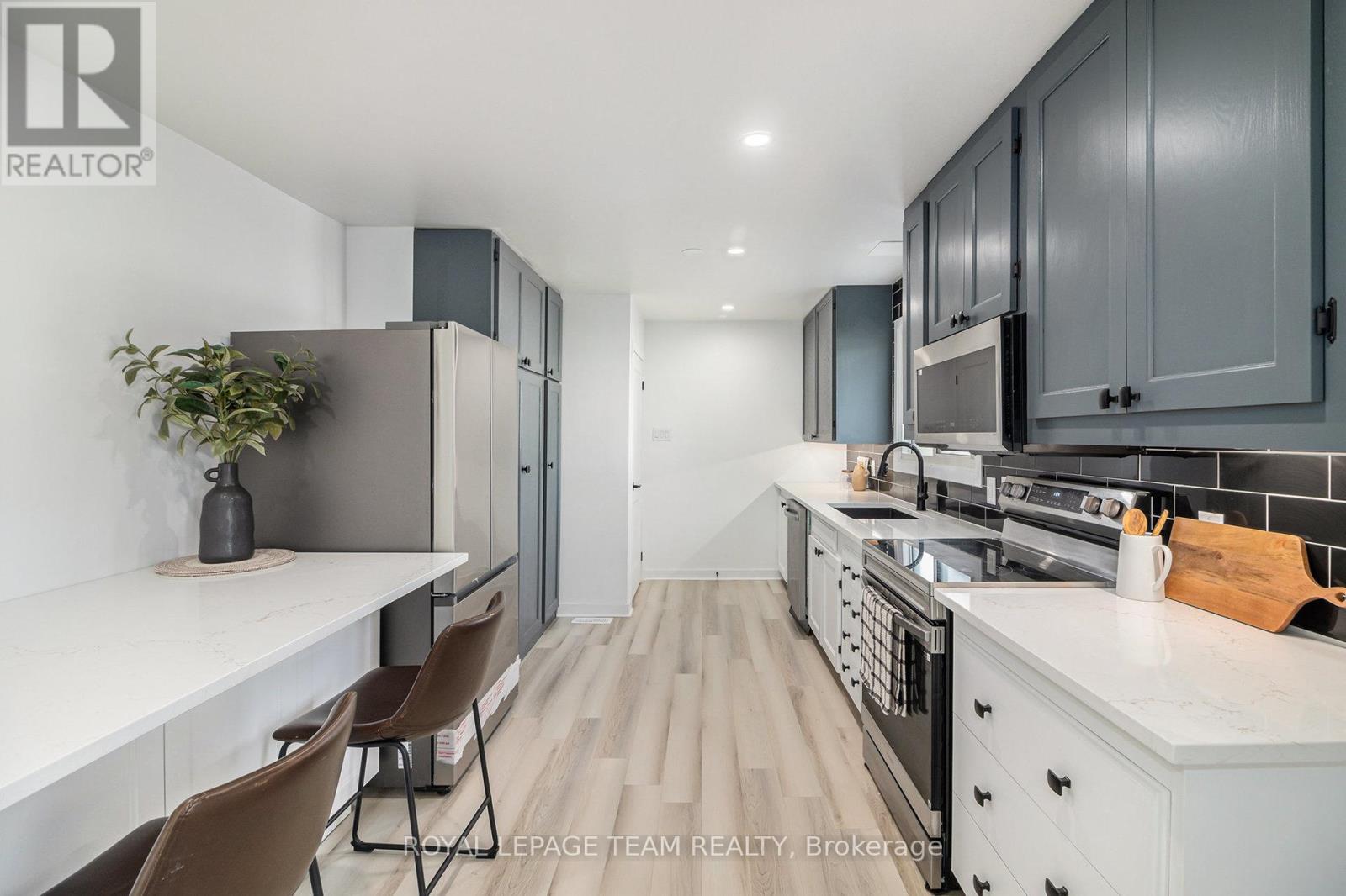 102 Laurier Street, Casselman, Ontario  K0A 1M0 - Photo 13 - X12452444