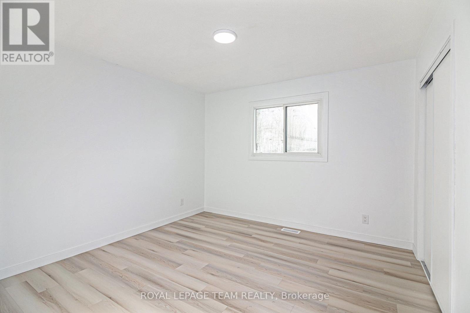 102 Laurier Street, Casselman, Ontario  K0A 1M0 - Photo 22 - X12452444