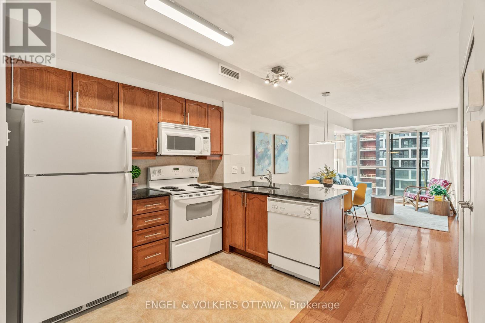 1403 - 445 Laurier Avenue W, Ottawa, Ontario  K1N 6R4 - Photo 4 - X12452492