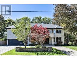 2 FLAREMORE CRESCENT, Toronto, Ontario