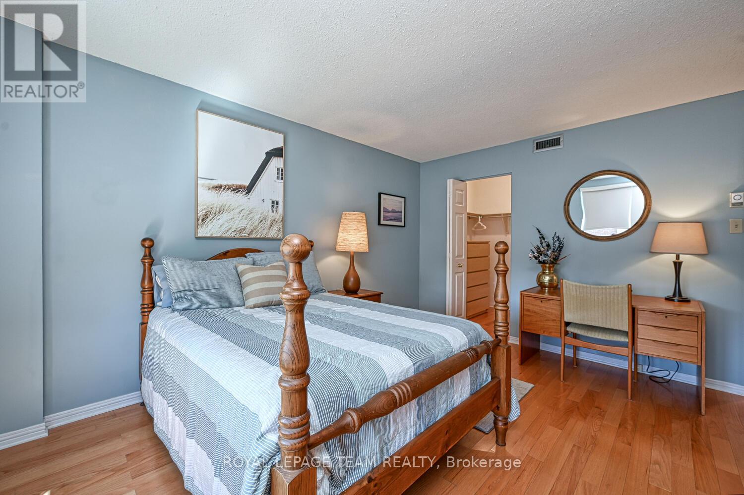403 - 800 Mckellar Avenue, Ottawa, Ontario  K2A 2X5 - Photo 16 - X12452496