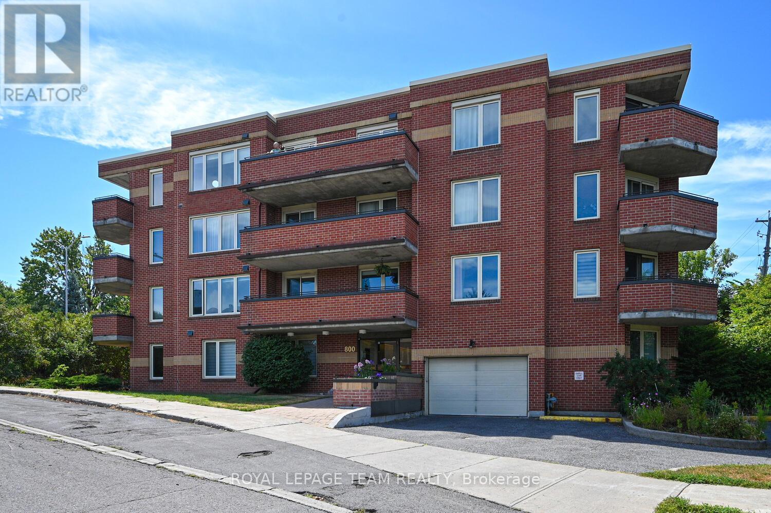 403 - 800 Mckellar Avenue, Ottawa, Ontario  K2A 2X5 - Photo 2 - X12452496