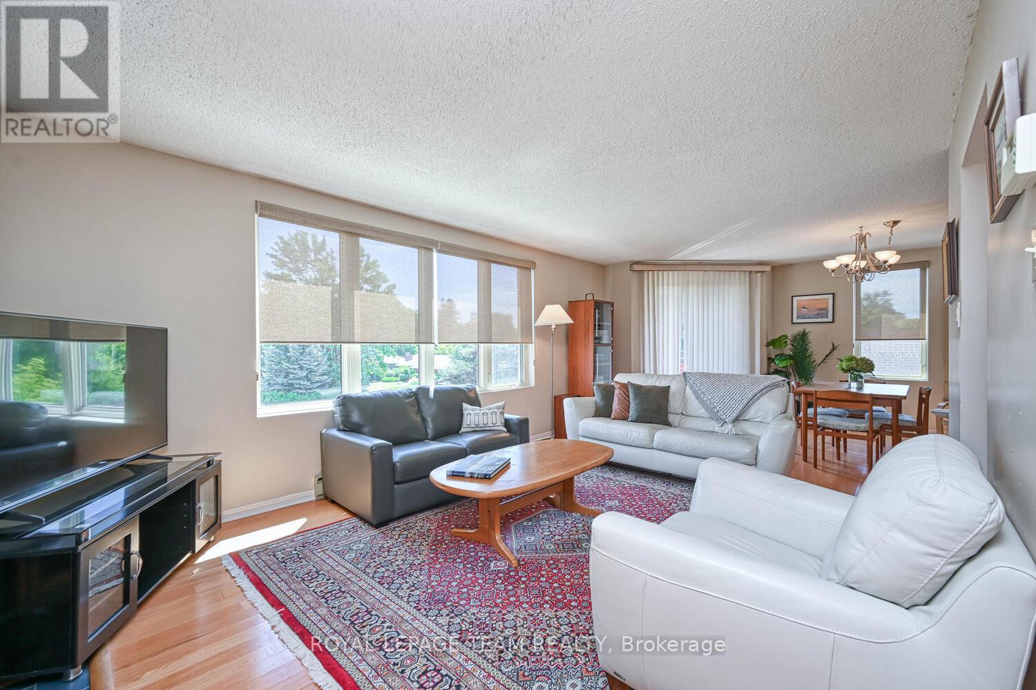403 - 800 Mckellar Avenue, Ottawa, Ontario  K2A 2X5 - Photo 7 - X12452496