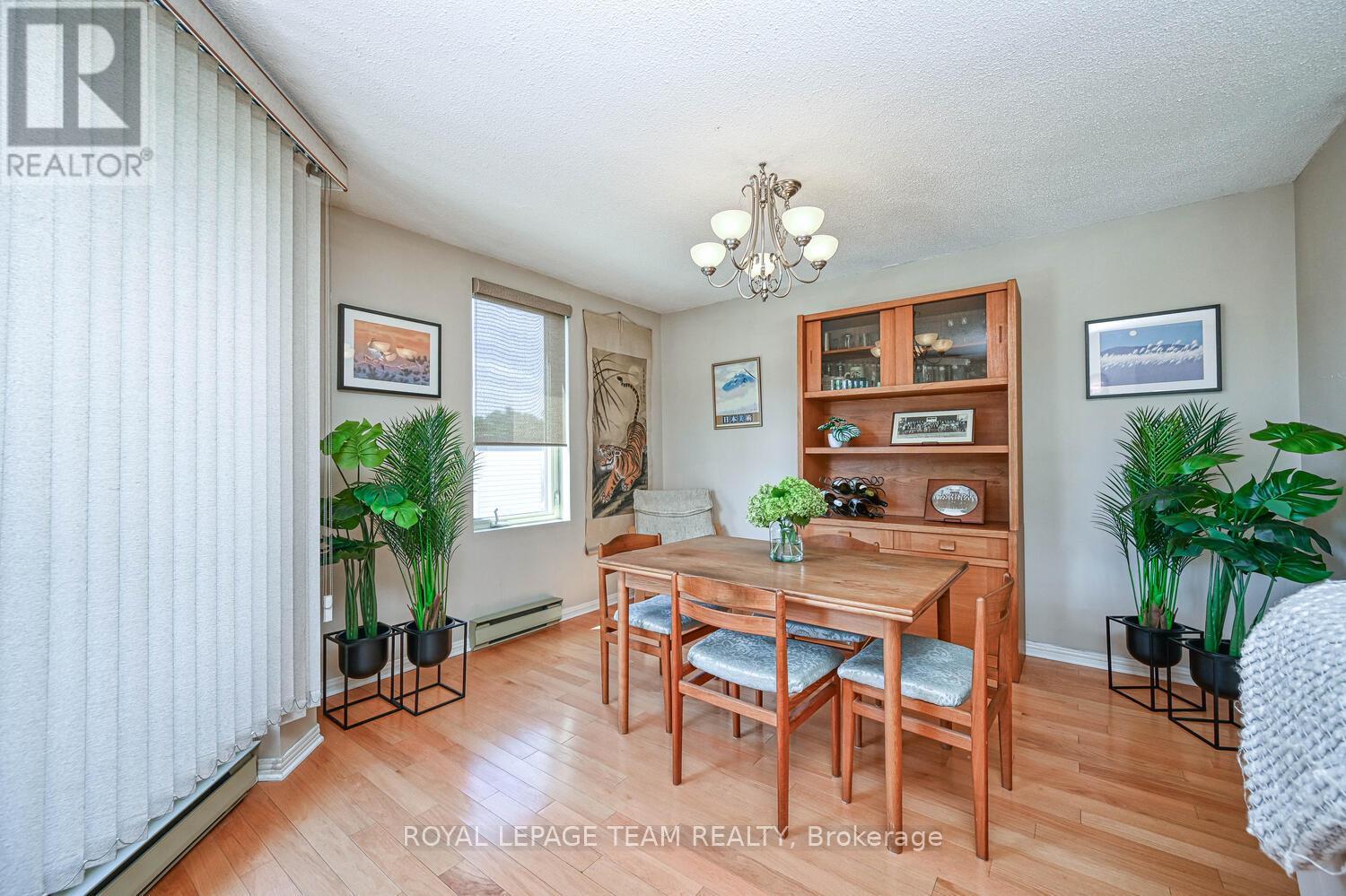 403 - 800 Mckellar Avenue, Ottawa, Ontario  K2A 2X5 - Photo 9 - X12452496
