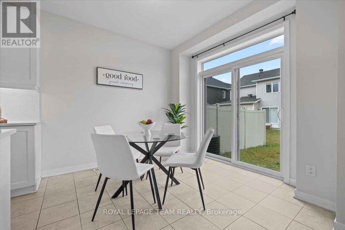 331 Crossway Terrace, Ottawa, Ontario  K2S 2Z3 - Photo 17 - X12452505