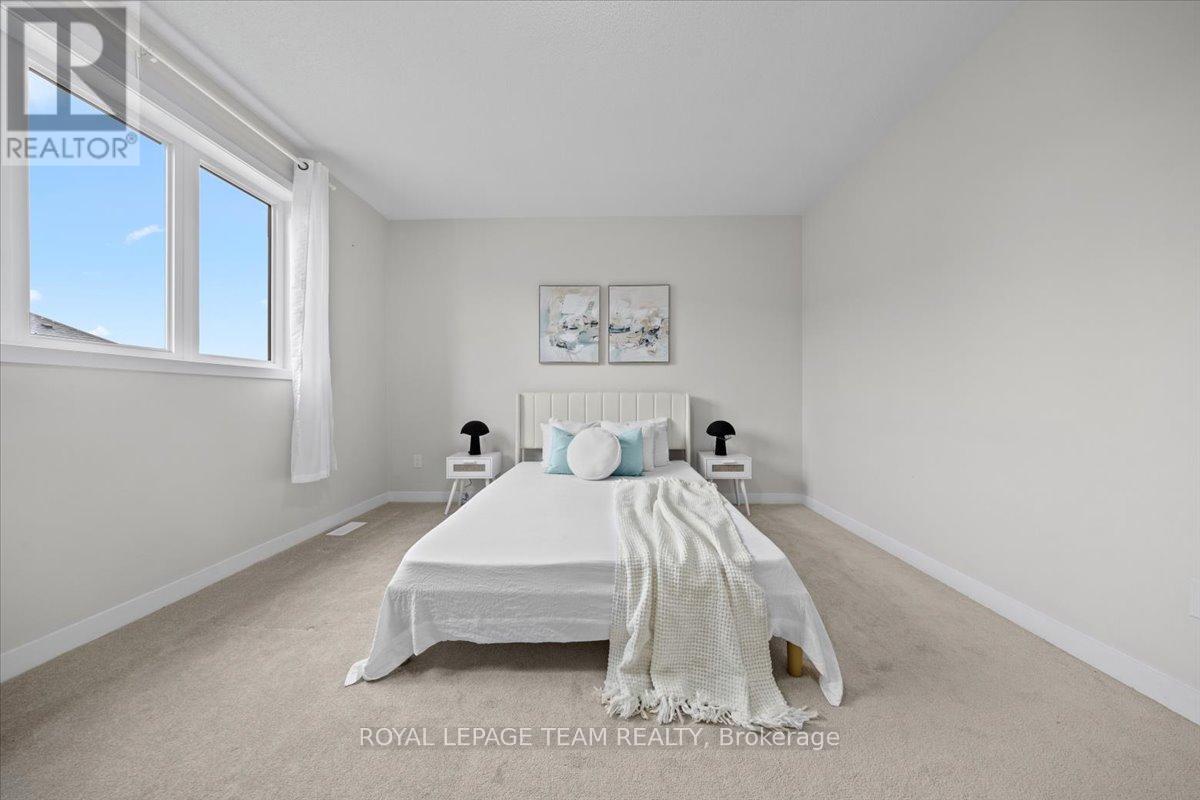 331 Crossway Terrace, Ottawa, Ontario  K2S 2Z3 - Photo 24 - X12452505