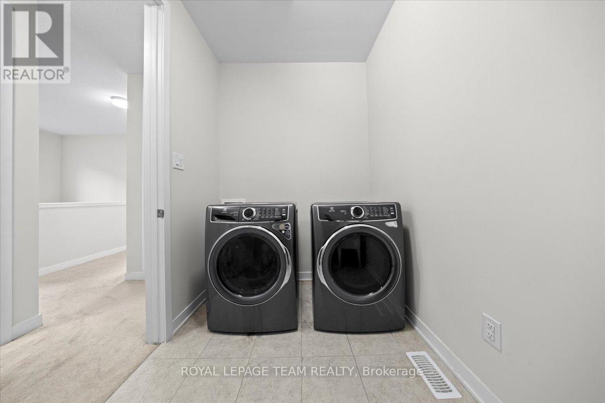 331 Crossway Terrace, Ottawa, Ontario  K2S 2Z3 - Photo 28 - X12452505