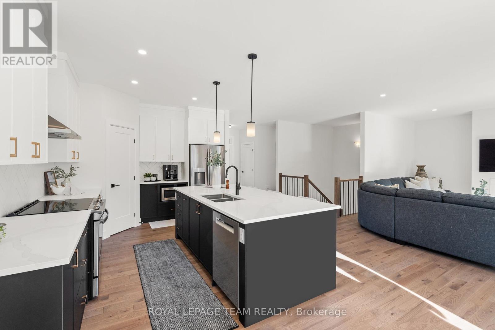 143 Raymond Luhta Crescent, Mcnab/braeside, Ontario  K7S 3G8 - Photo 11 - X12452522