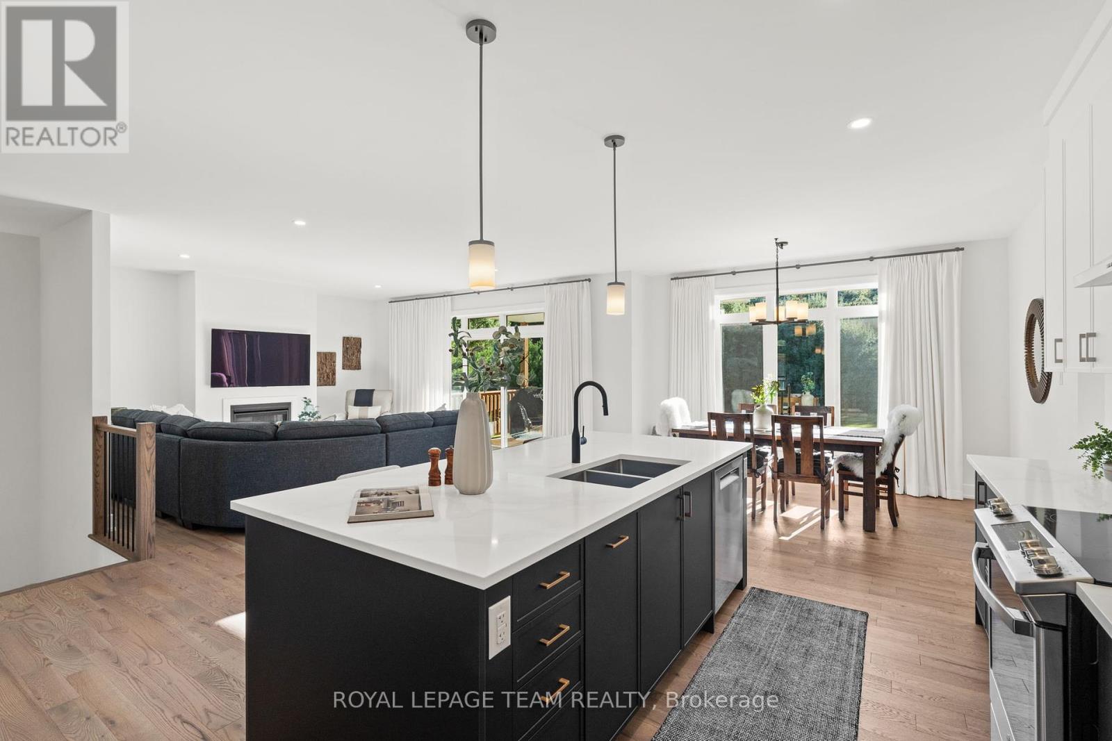 143 Raymond Luhta Crescent, Mcnab/braeside, Ontario  K7S 3G8 - Photo 13 - X12452522