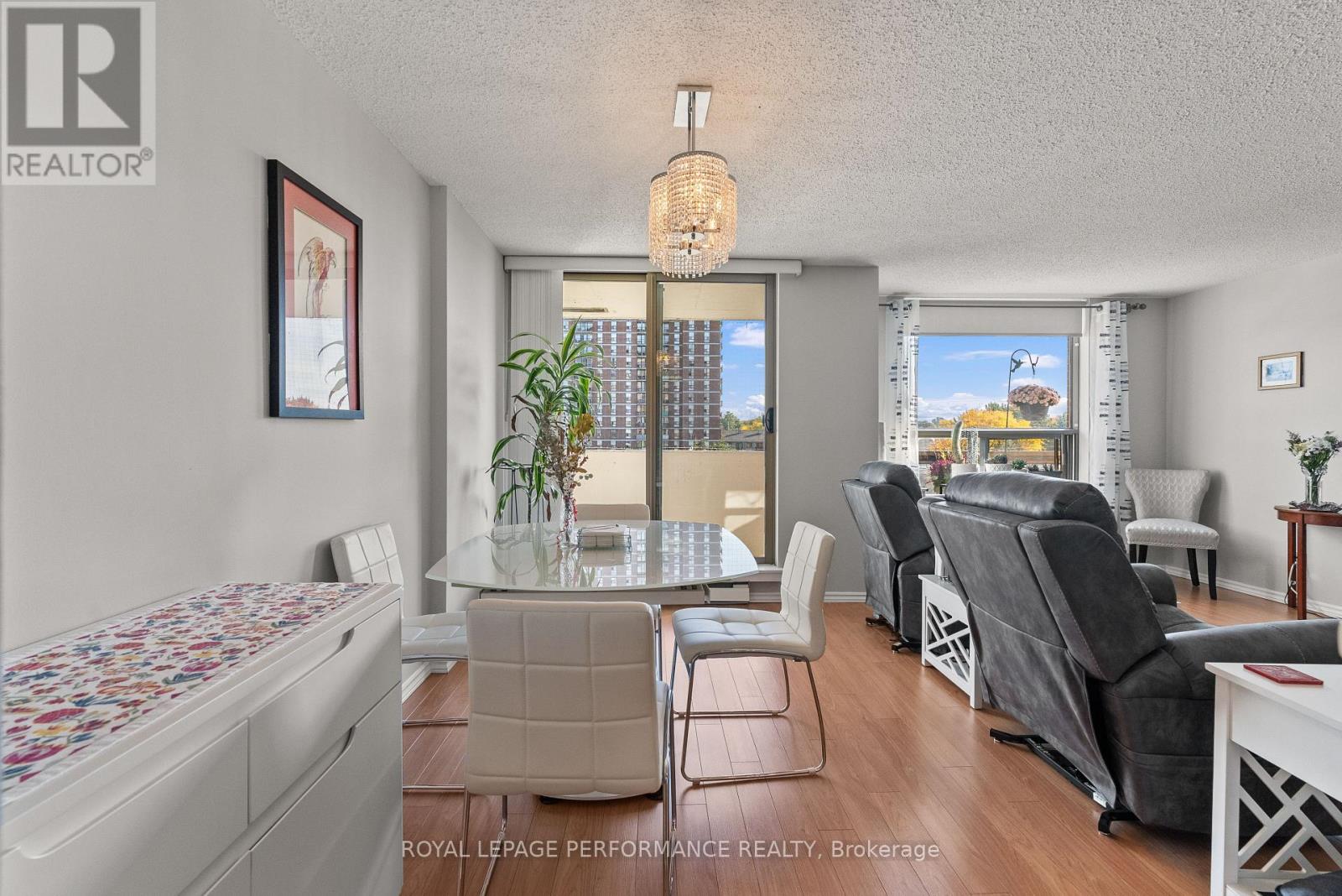 Unit #407 - 200 Lafontaine Avenue, Ottawa, Ontario  K1L 8K8 - Photo 10 - X12452542