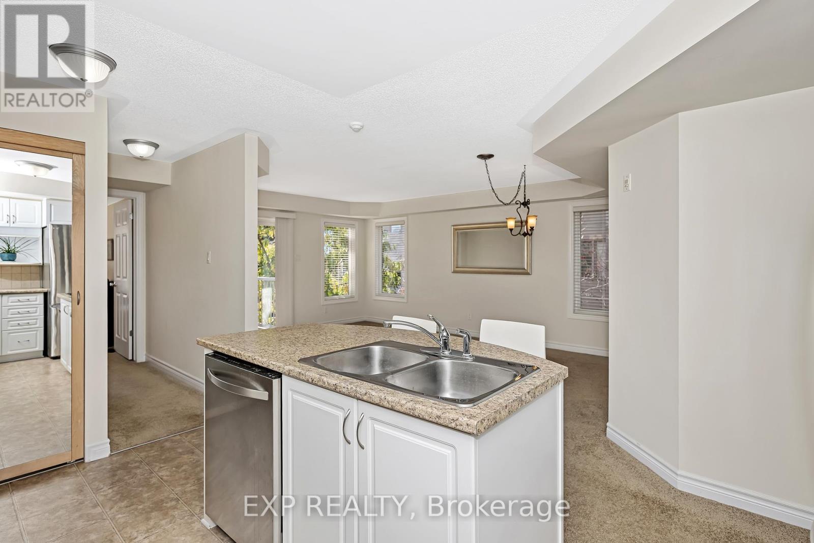 6 - 585 Stonefield Private, Ottawa, Ontario  K2G 4R4 - Photo 10 - X12452565