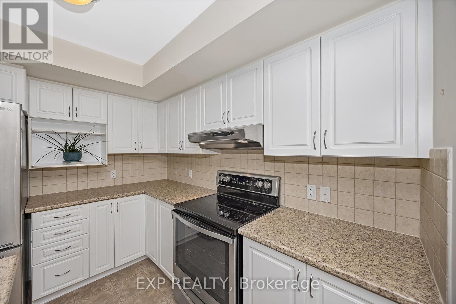 6 - 585 Stonefield Private, Ottawa, Ontario  K2G 4R4 - Photo 12 - X12452565
