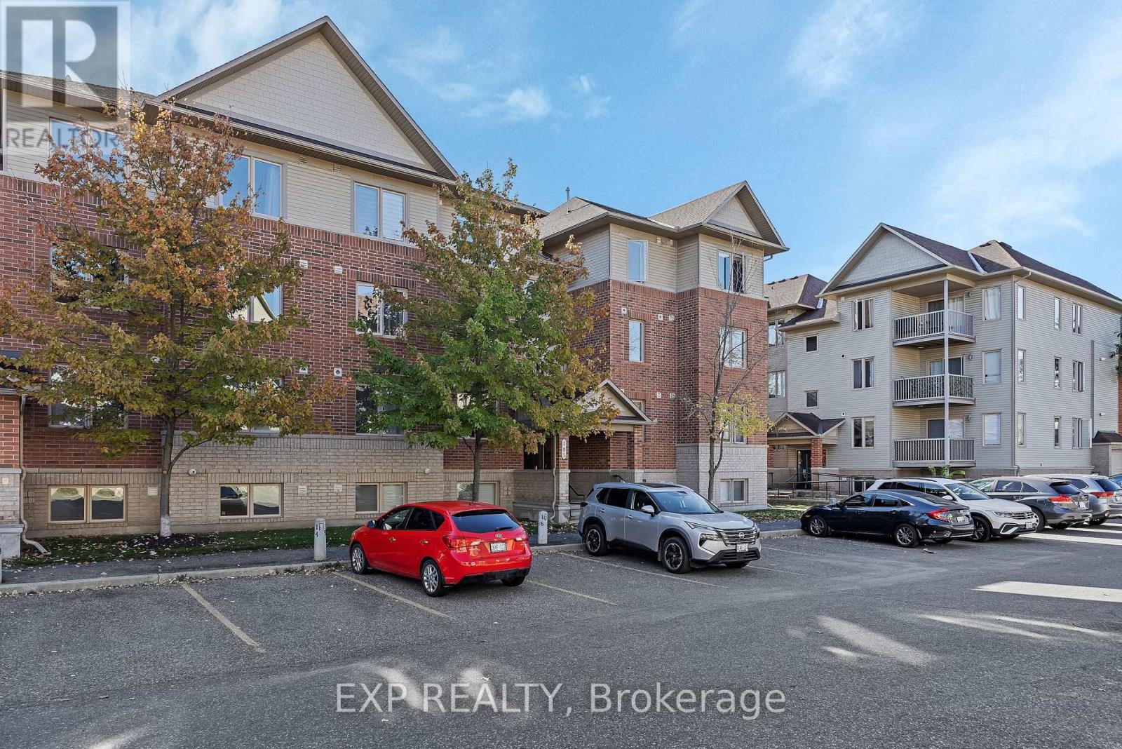 6 - 585 Stonefield Private, Ottawa, Ontario  K2G 4R4 - Photo 3 - X12452565