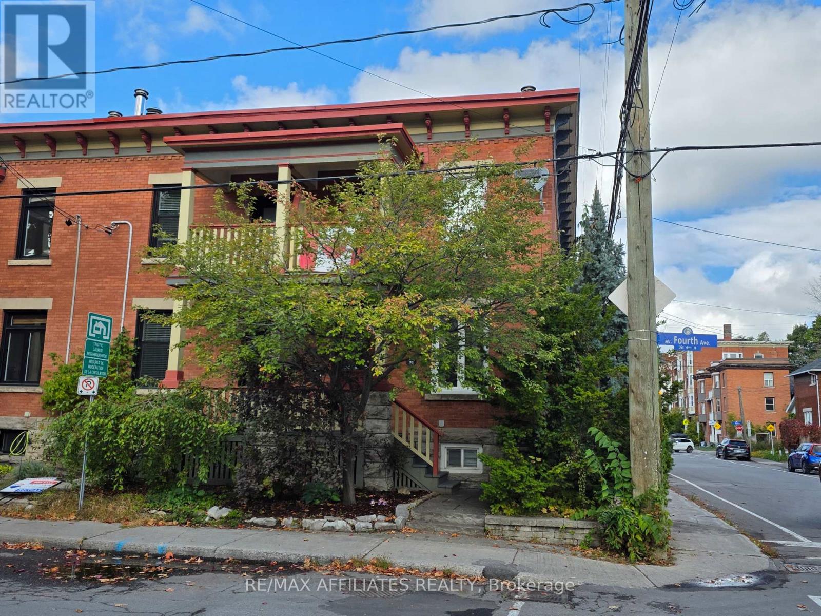 31 FOURTH AVENUE, Ottawa, Ontario