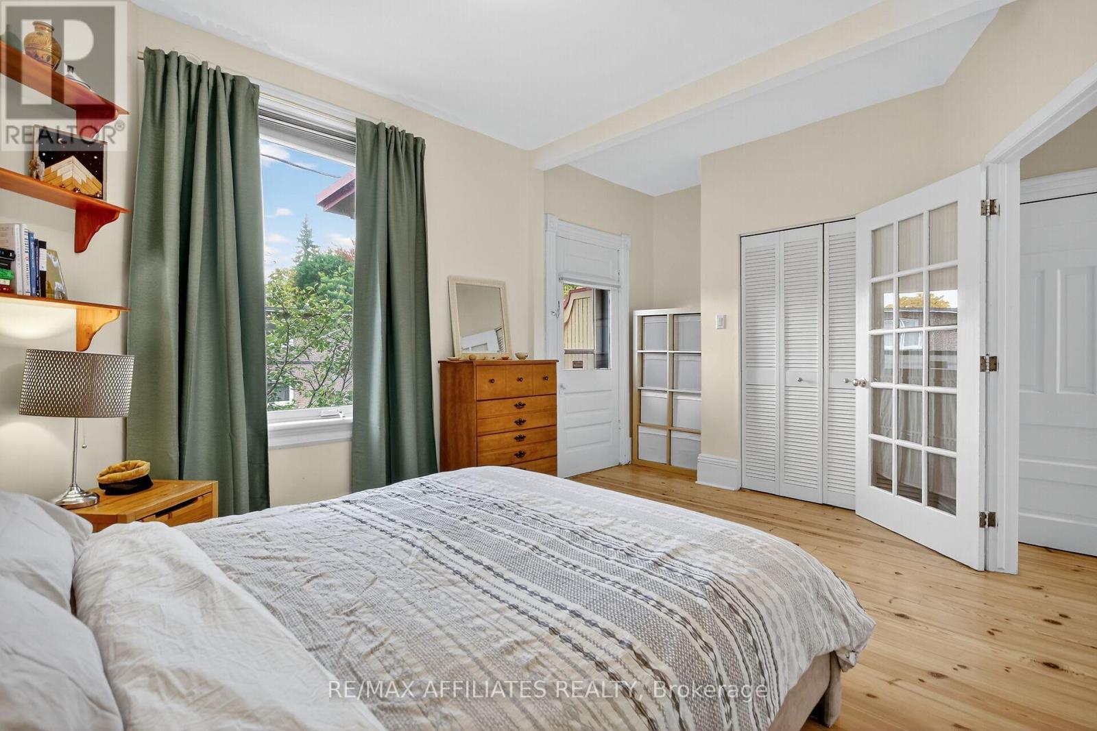 31 Fourth Avenue, Ottawa, Ontario  K1S 2L1 - Photo 22 - X12452573