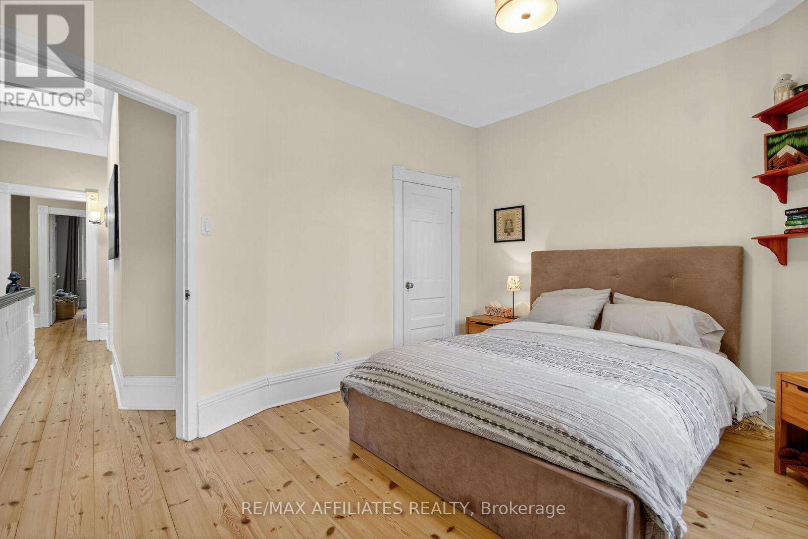 31 Fourth Avenue, Ottawa, Ontario  K1S 2L1 - Photo 25 - X12452573