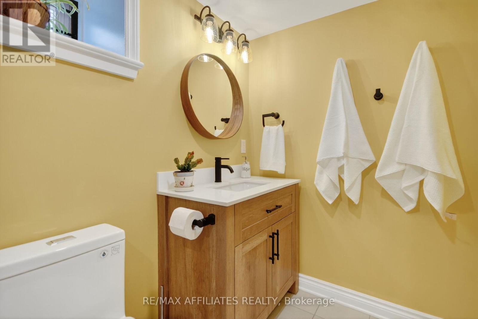 31 Fourth Avenue, Ottawa, Ontario  K1S 2L1 - Photo 38 - X12452573