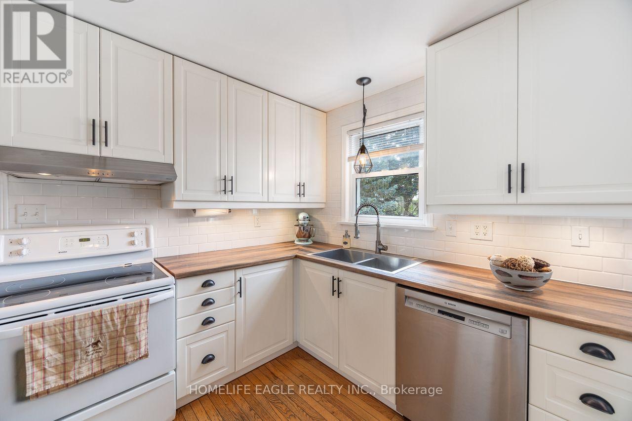 19280 Dufferin Street, King, Ontario  L3Y 4V9 - Photo 6 - N12412014