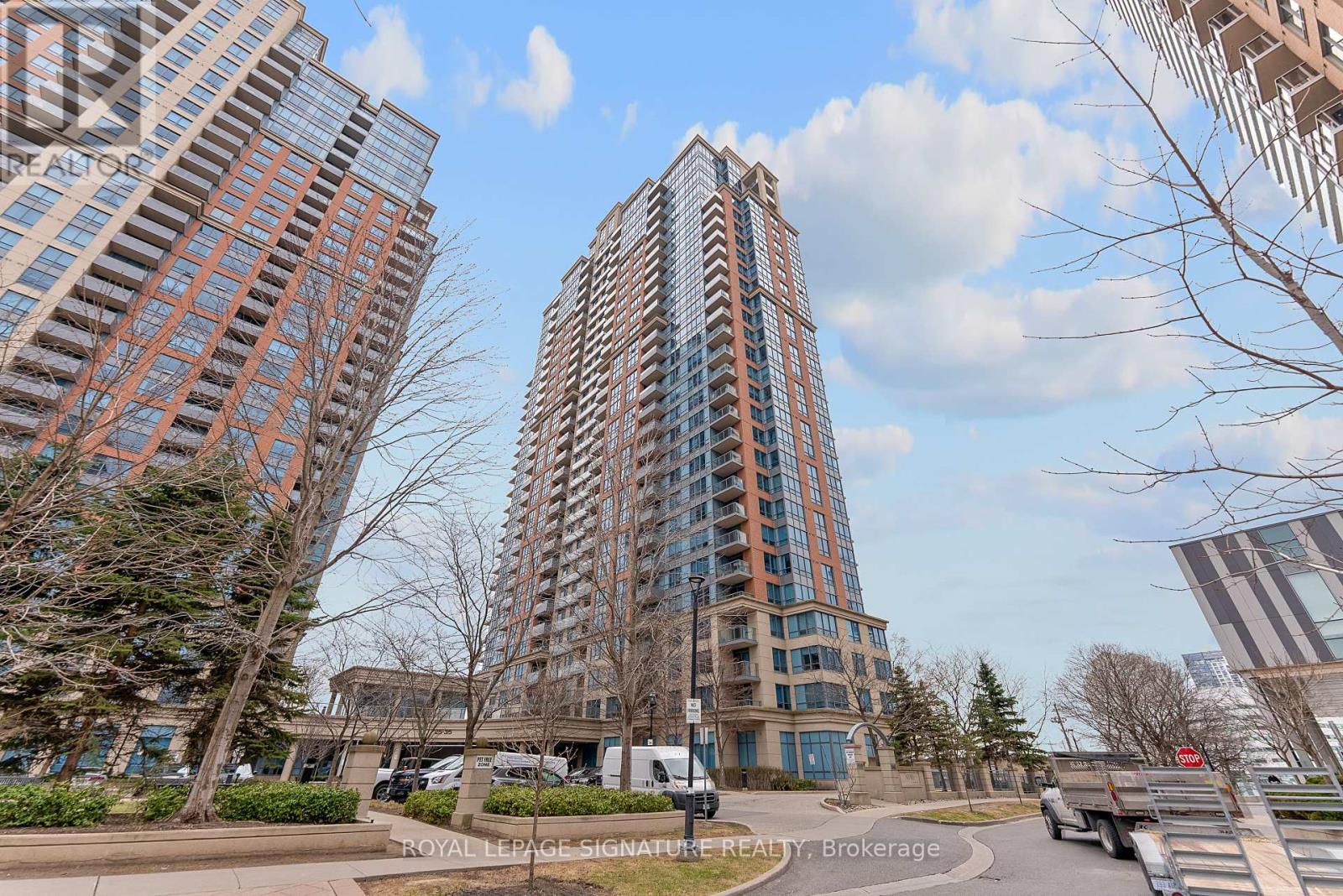 2645 - 35 Viking Lane, Toronto, Ontario  M9B 0A2 - Photo 19 - W12451325