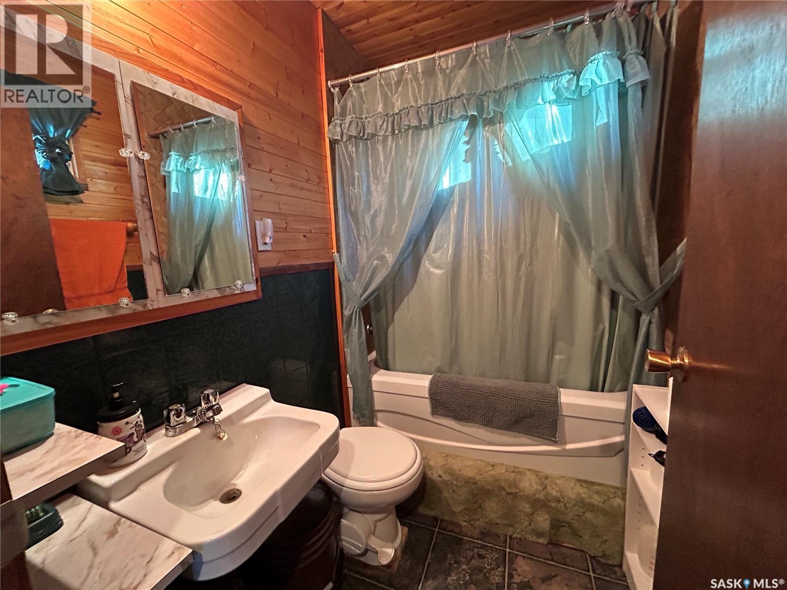 24 Walter Street, Candle Lake, Saskatchewan  S0J 3E0 - Photo 15 - SK005875
