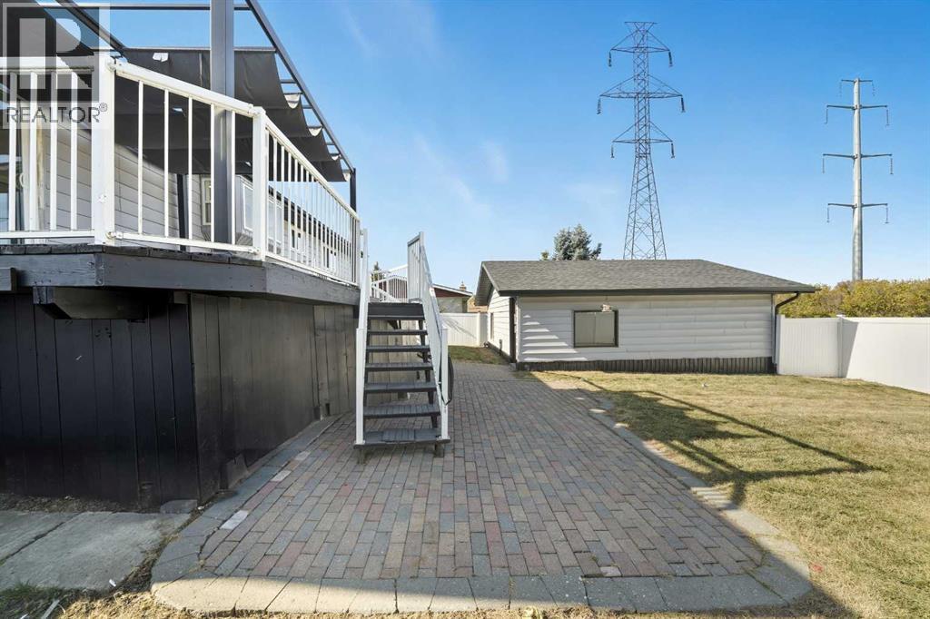 68 Bettenson Street, Red Deer, Alberta  T4R 1J9 - Photo 35 - A2258394
