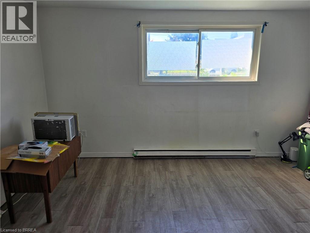 Photo 12 of 18 for 708 Oxford Street E