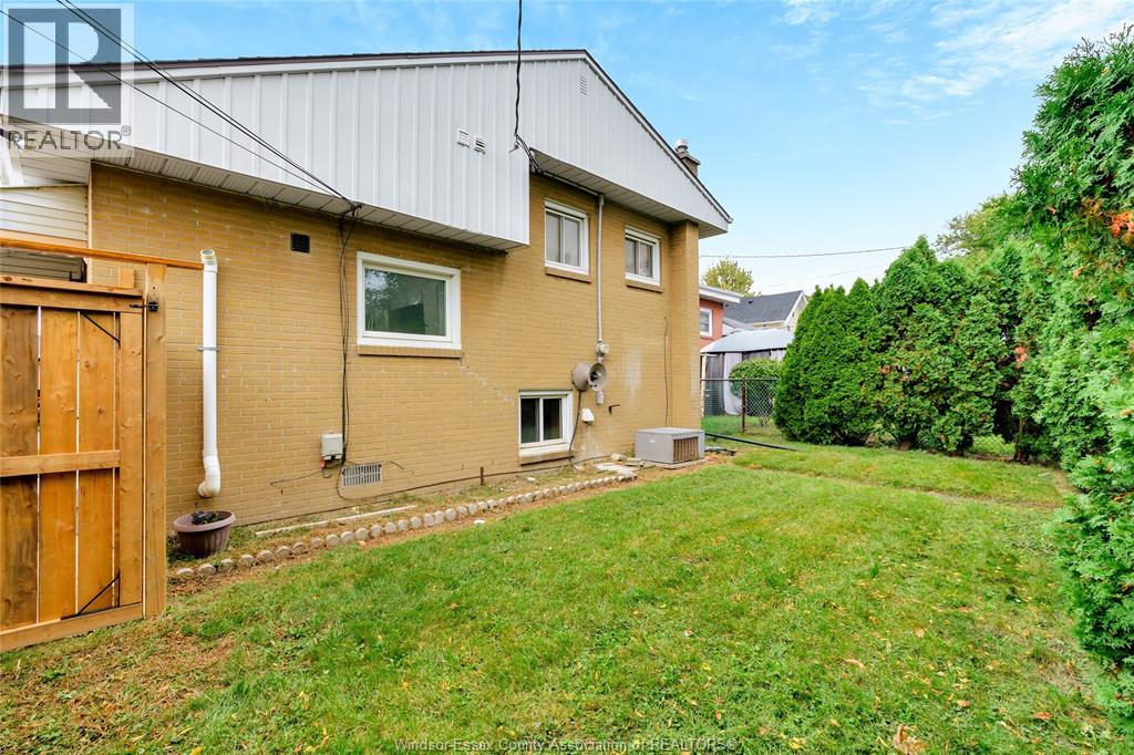 1377 Granville Crescent, Windsor, Ontario  N9C 3N9 - Photo 26 - 25025714