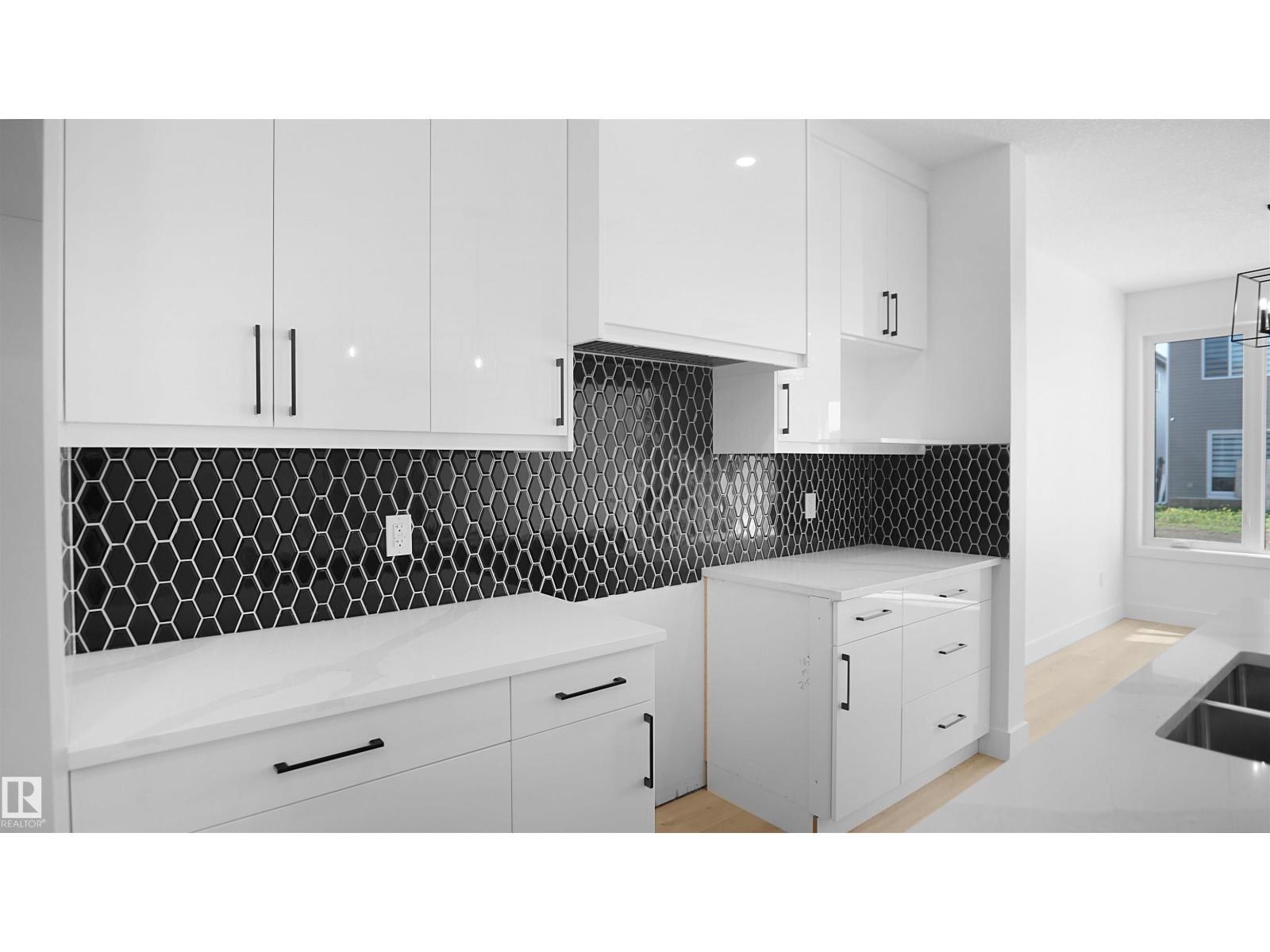 711 31 Av Nw, Edmonton, Alberta  T6T 2V6 - Photo 30 - E4461347