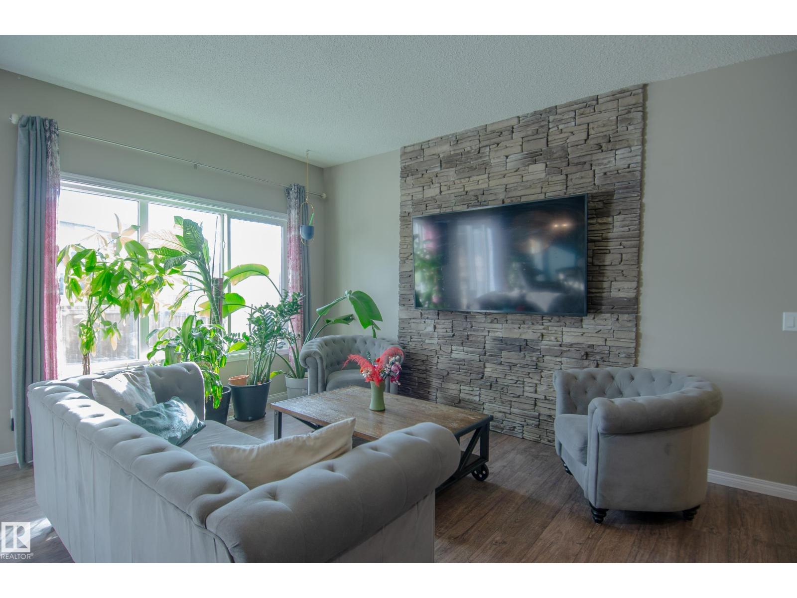 6129 176 Av Nw, Edmonton, Alberta  T5Y 3P1 - Photo 9 - E4461351
