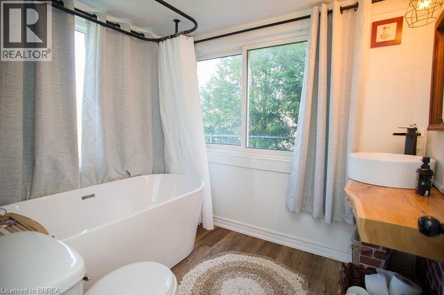 38 Queen Street W, St. Williams, Ontario  N0E 1P0 - Photo 6 - 40777543
