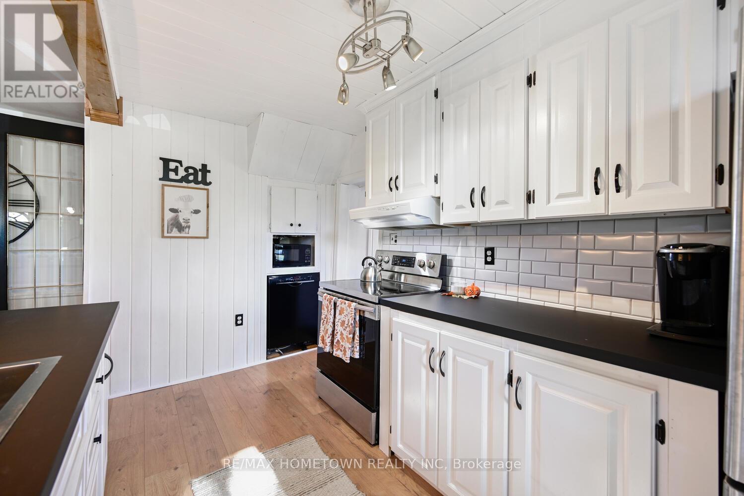 81 Hard Island Road, Athens, Ontario  K0E 1B0 - Photo 12 - X12452486