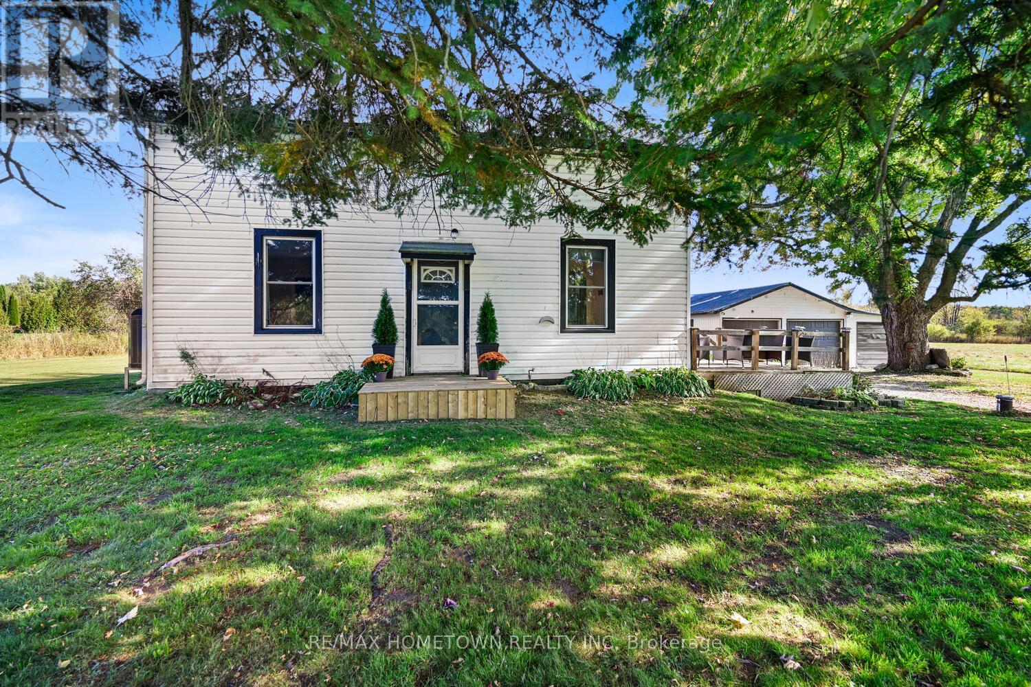 81 Hard Island Road, Athens, Ontario  K0E 1B0 - Photo 2 - X12452486