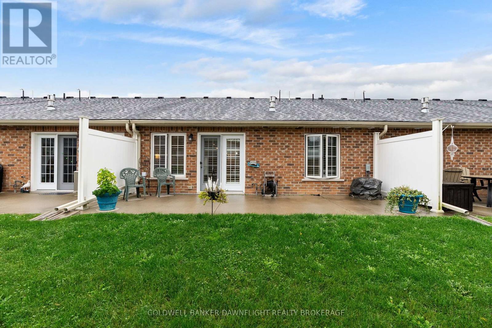 18 Devon Drive, South Huron, Ontario  N0M 1S3 - Photo 31 - X12452521