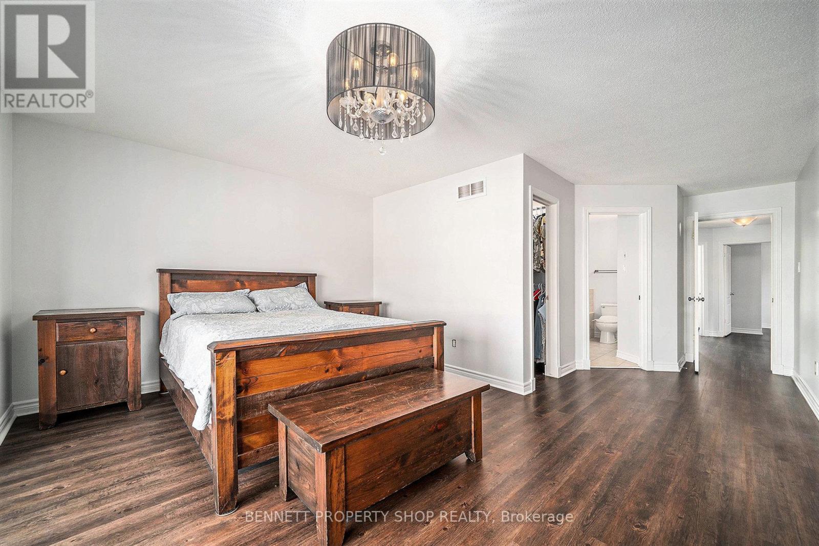 167 Portrush Avenue, Ottawa, Ontario  K2J 5J4 - Photo 14 - X12450607