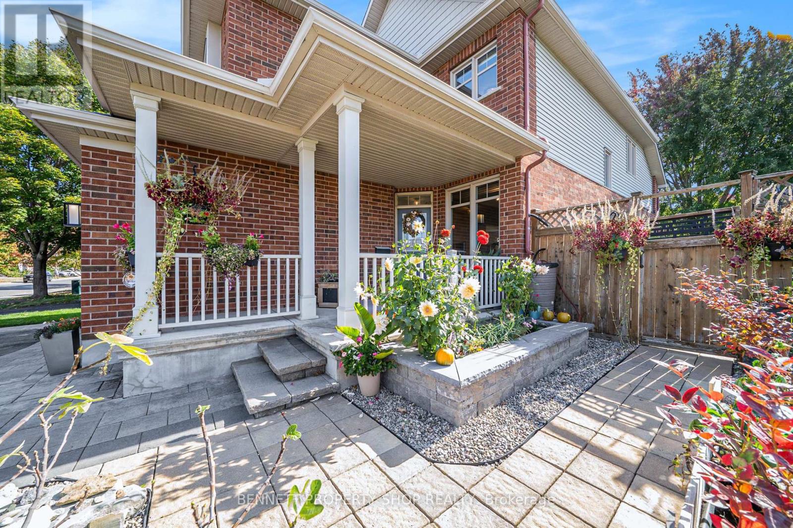 167 Portrush Avenue, Ottawa, Ontario  K2J 5J4 - Photo 3 - X12450607