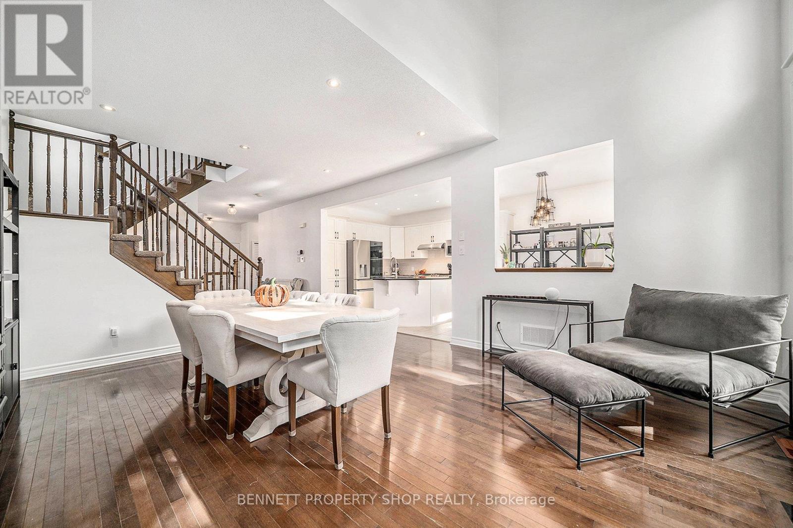 167 Portrush Avenue, Ottawa, Ontario  K2J 5J4 - Photo 8 - X12450607