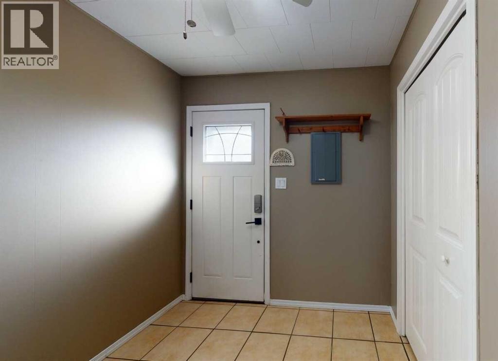 11214 96 Street, Grande Prairie, Alberta  T8V 2A4 - Photo 10 - A2252434
