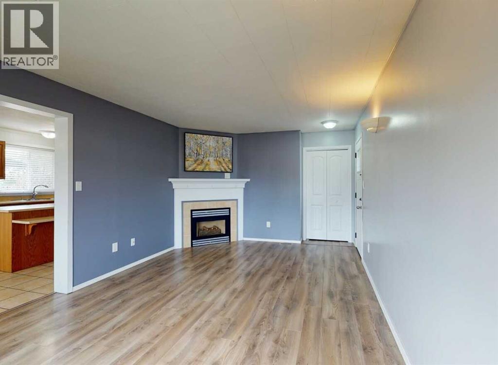11214 96 Street, Grande Prairie, Alberta  T8V 2A4 - Photo 4 - A2252434