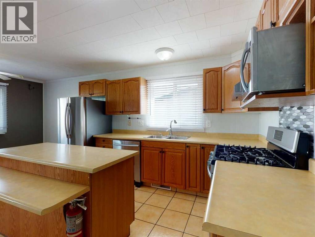 11214 96 Street, Grande Prairie, Alberta  T8V 2A4 - Photo 8 - A2252434