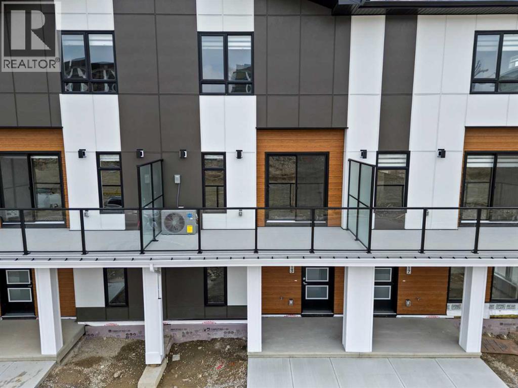 8313 8 Avenue Sw, Calgary, Alberta  T3H 4C6 - Photo 8 - A2241962