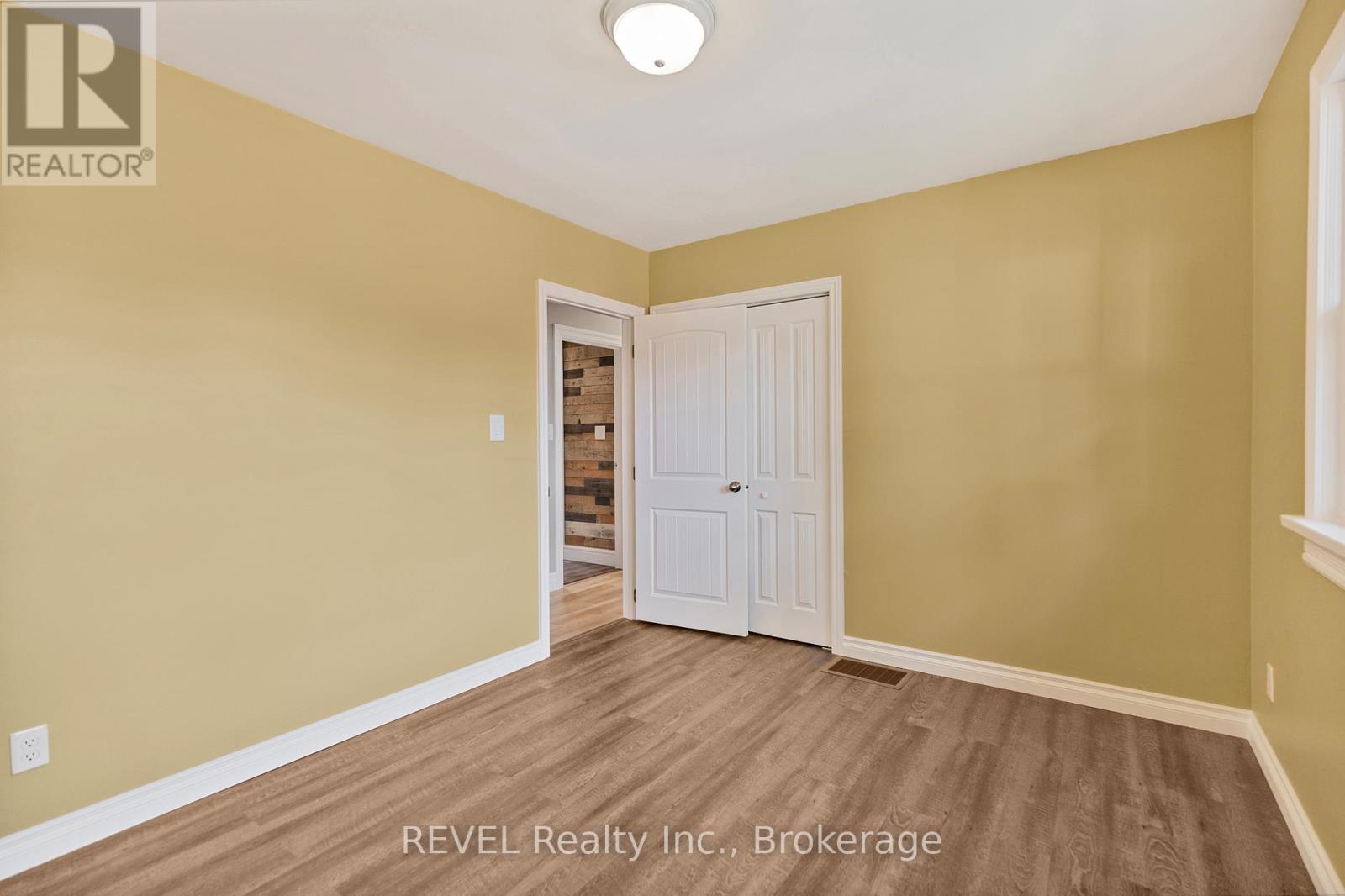 908 Cedar Street, Haldimand, Ontario  N1A 2K3 - Photo 22 - X12452510