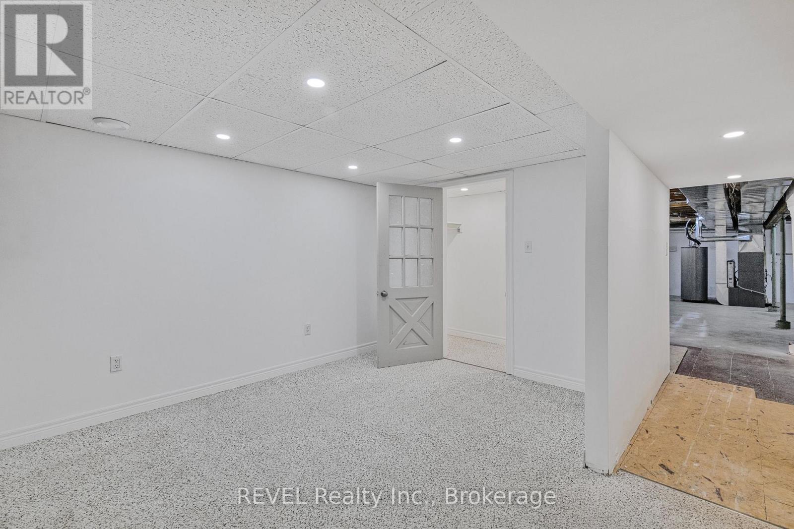 908 Cedar Street, Haldimand, Ontario  N1A 2K3 - Photo 34 - X12452510