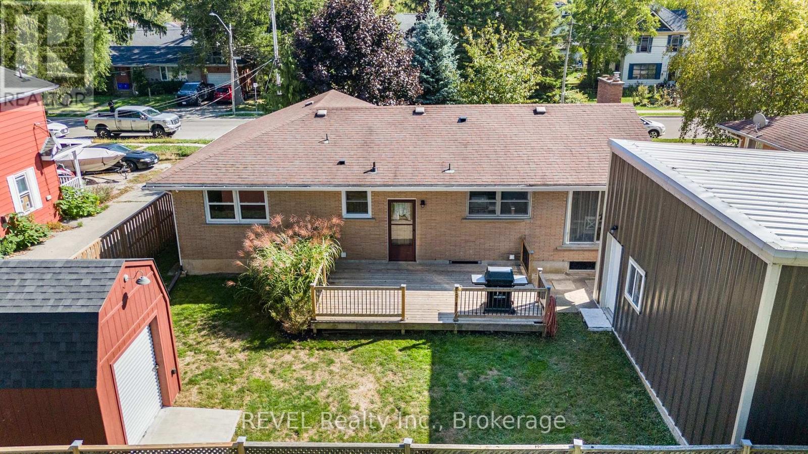 908 Cedar Street, Haldimand, Ontario  N1A 2K3 - Photo 39 - X12452510
